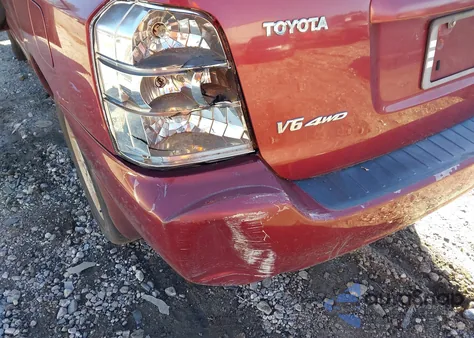 2005 Toyota Highlander Limited V6 from USA, damaged, VIN JTEEP21A050082111